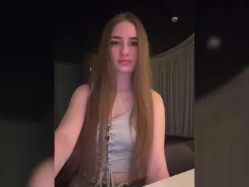 Ineska1327  live sex cam