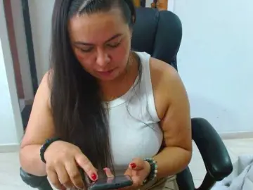 MARILYNWHANCO  live sex cam
