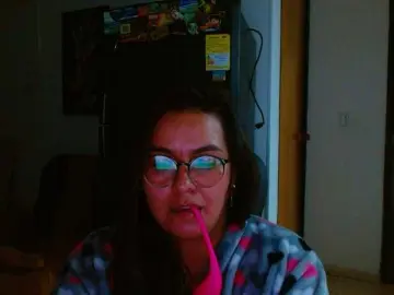 MARILYNWHANCO  live sex cam