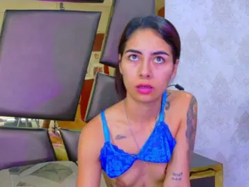 NicoleEsposito  live sex cam