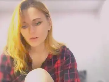 PeppyMiaa  live sex cam