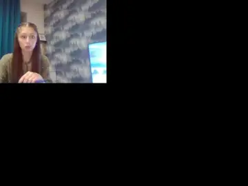 Polly-Gun  live sex cam