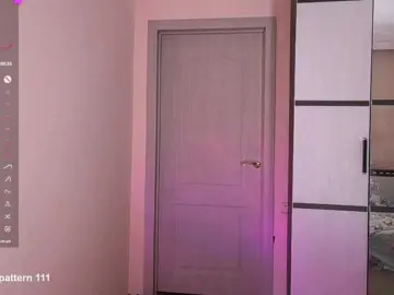 SeeShellman  live sex cam