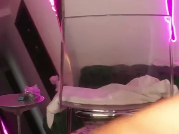 Katyerave  live sex cam