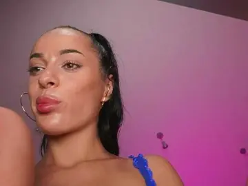 Katyerave  live sex cam