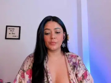 Lauratoro  live sex cam
