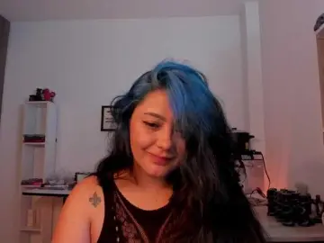 Lauratoro  live sex cam