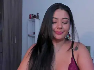 Lauratoro  live sex cam