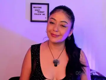 Lauratoro  live sex cam