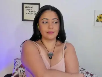 Lauratoro  live sex cam
