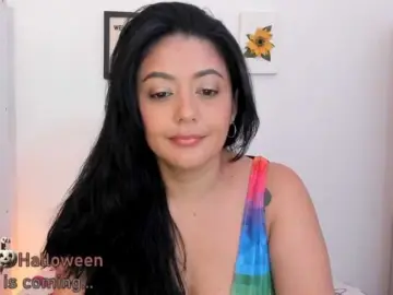 Lauratoro  live sex cam