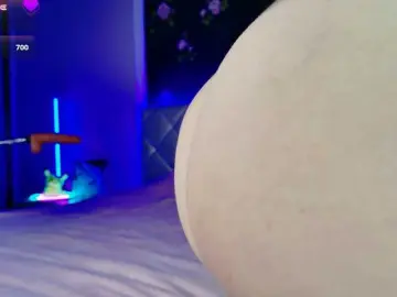 NaomiHita  live sex cam
