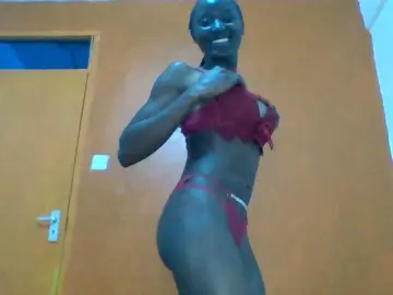 SexyLucia5  live sex cam