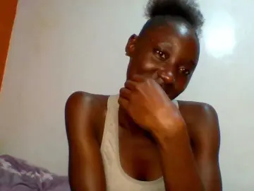 SexyLucia5  live sex cam