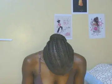 Sexylucia5  live sex cam