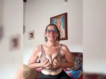 Taniamilf69  live sex cam