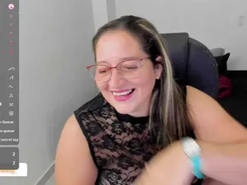 Alejandramilf  live sex cam