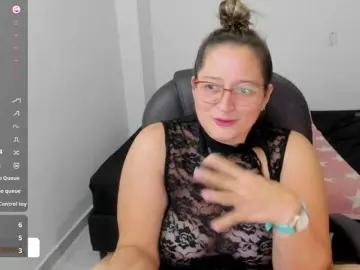 Alejandramilf  live sex cam