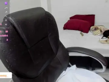 Alejandramilf  live sex cam