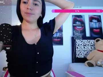 Likaalittle  live sex cam