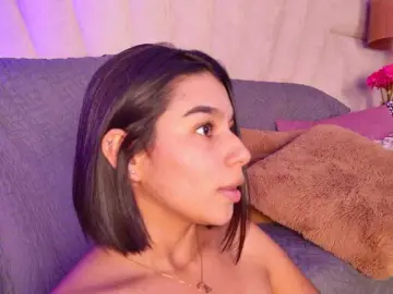 Alyssa-Ray  live sex cam