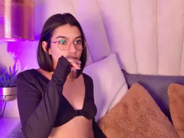 Alyssa-Ray  live sex cam