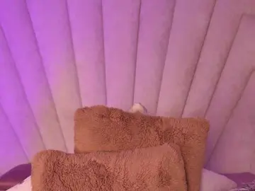 Alyssa-Ray  live sex cam