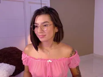 Alyssa-Ray  live sex cam