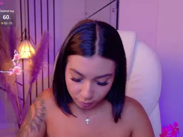 Alyssa-Ray  live sex cam