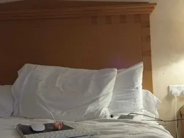 Mr-and-Mrs-Smith-XXL  live sex cam