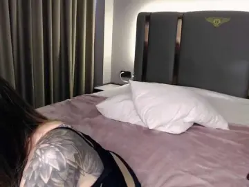 RonaRichi  live sex cam