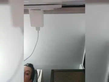 SuRomero  live sex cam