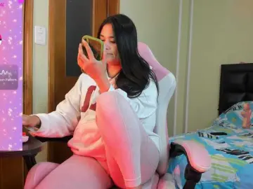 Allisonlove69  live sex cam