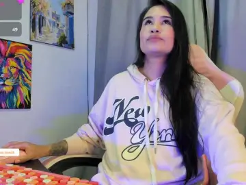 Allisonlove69  live sex cam