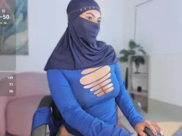 Kylie-soraya  live sex cam