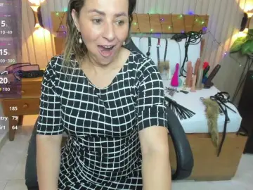 Luciana-ballesteros  live sex cam