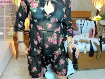 Luciana-ballesteros  live sex cam