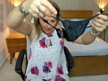 Luciana-ballesteros  live sex cam