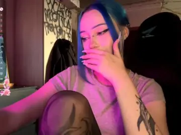 AnnieTouch  live sex cam
