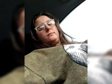 Goodgurl31  live sex cam