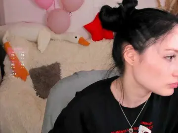 LisaMooore  live sex cam