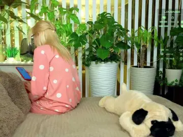 MiaLiaHot  live sex cam