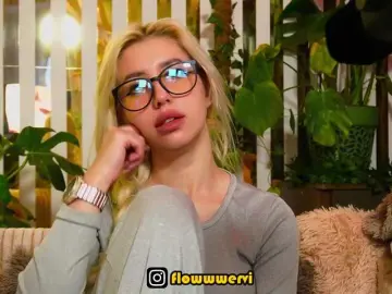 MiaLiaHot  live sex cam