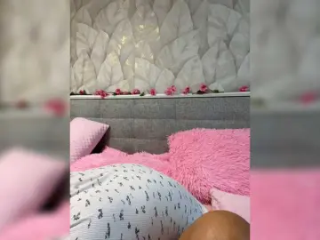 MiaLiaHot  live sex cam