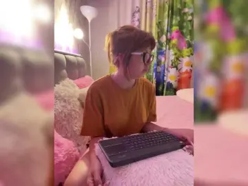 MiaLiaHot  live sex cam