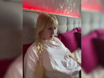 MiaLiaHot  live sex cam