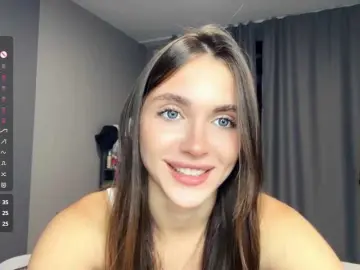 NydiaFuelling  live sex cam