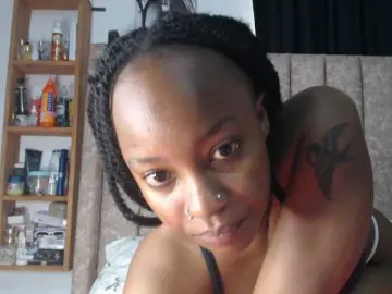 Sexxy-miss  live sex cam