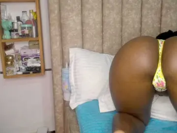 Sexxy-miss  live sex cam