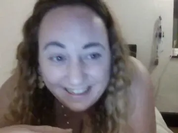 StarisBorn  live sex cam